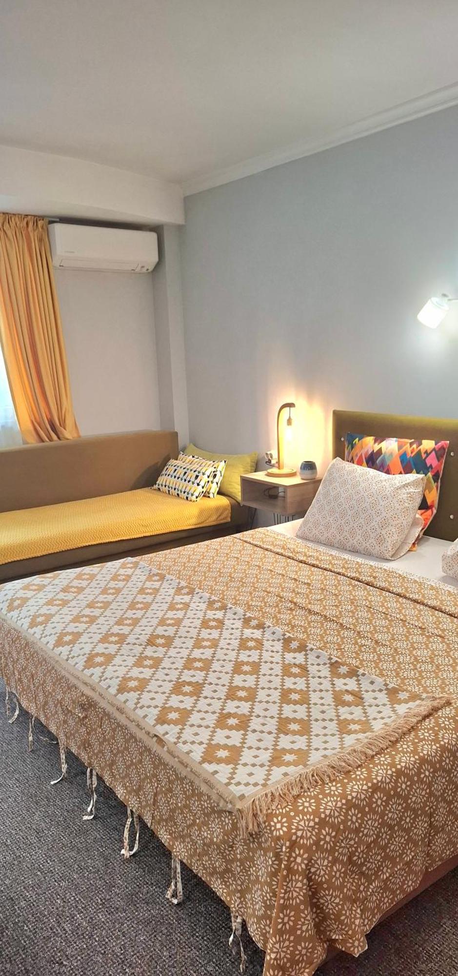 White Rose Guest Rooms Burgas Ngoại thất bức ảnh